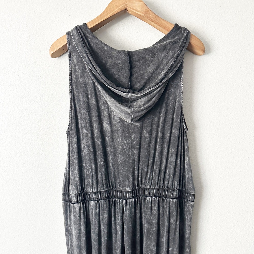 TORRID Love Sick Gray Acid Wash Sleeveless Hooded Jumpsuit Women's Plus Size 1X - Picture 7 of 12